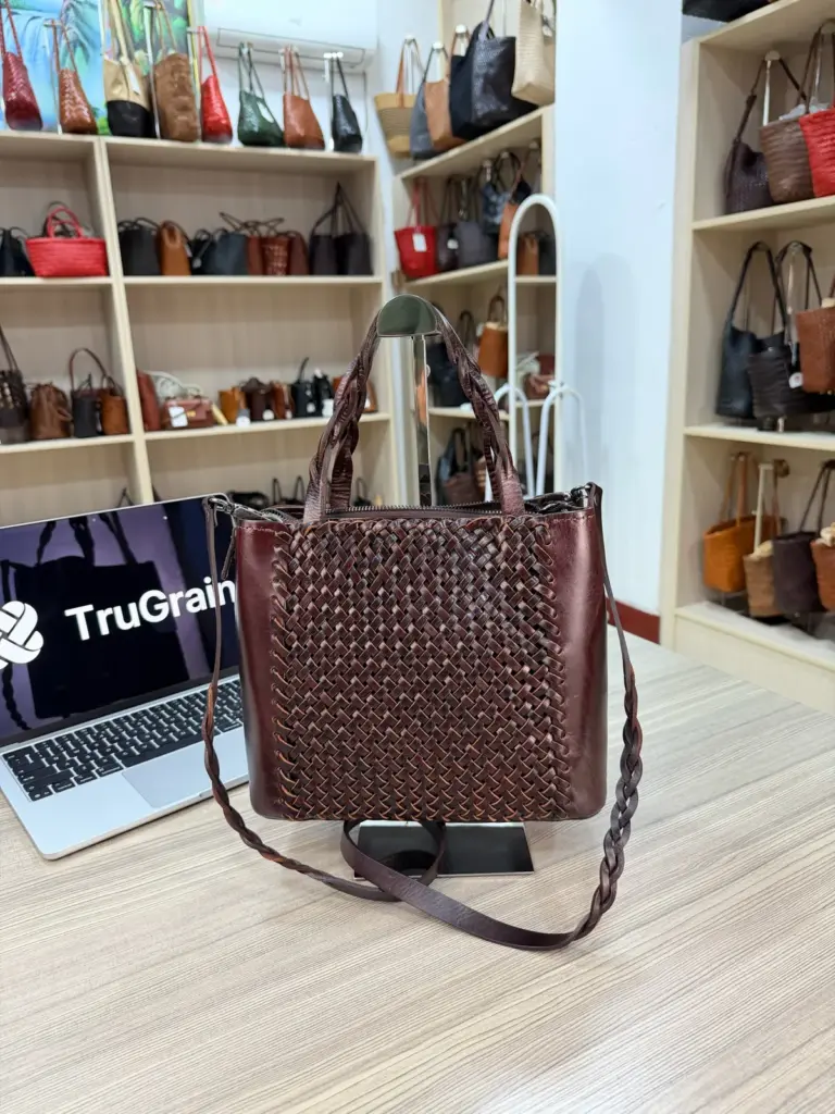 Burgundy woven tote with short handles and a long strap (TG-90774)