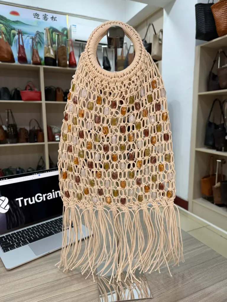 Cream net tote with circular handles and long fringe (TG-90822)