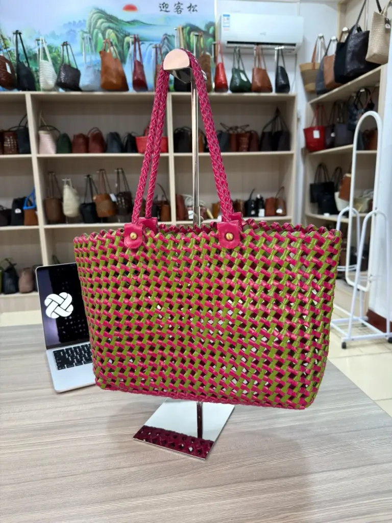 Pink-and-green open-weave tote with pink handles (TG-90954)